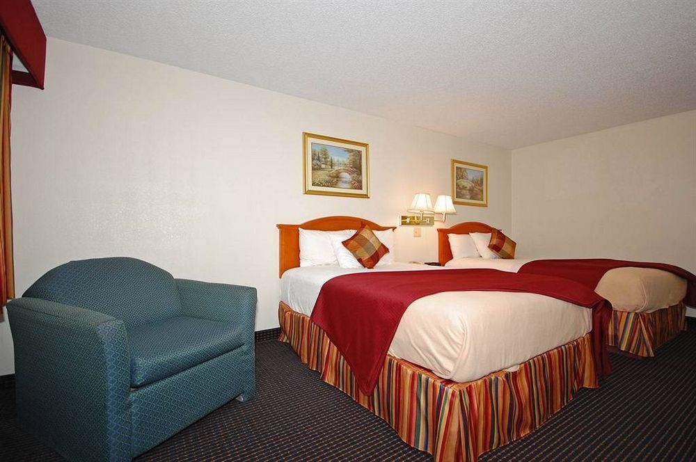 Best Western Palestine Inn Exterior photo