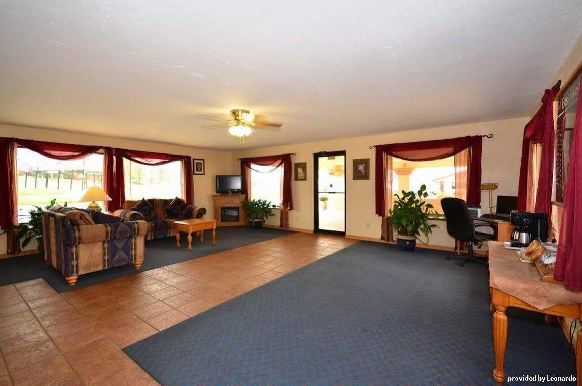 Best Western Palestine Inn Exterior photo