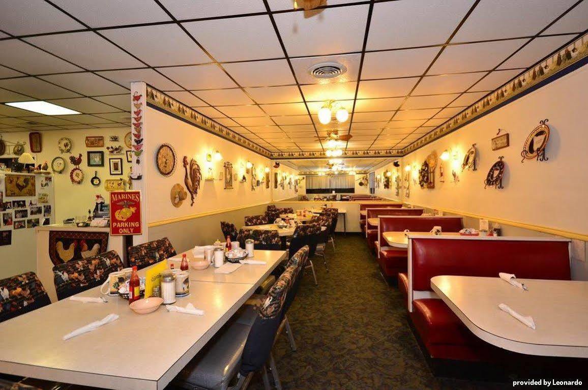 Best Western Palestine Inn Restaurant photo